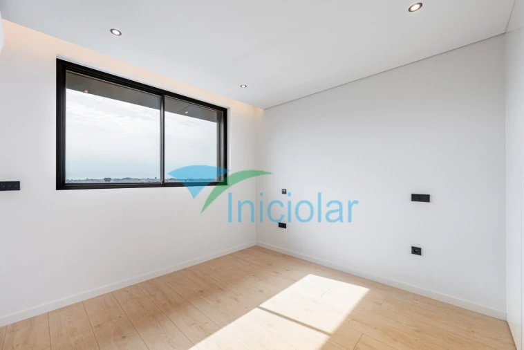 Apartamento T2 para Venda em Gondomar (São Cosme), Valbom e Jovim Foto 17