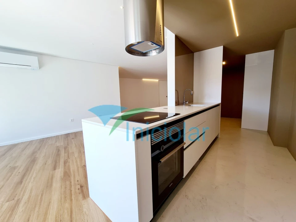 Apartamento T3 para Venda em Rio Tinto Foto 2