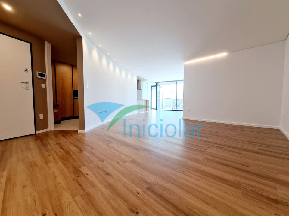 Apartamento T3 para Venda em Rio Tinto Foto 7