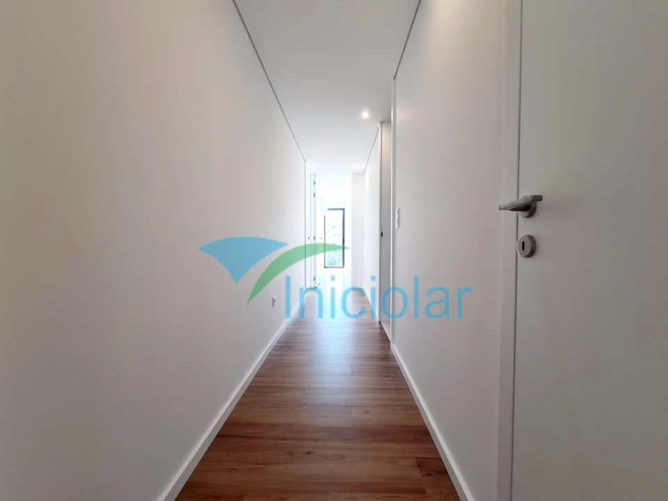 Apartamento T3 para Venda em Rio Tinto Foto 10