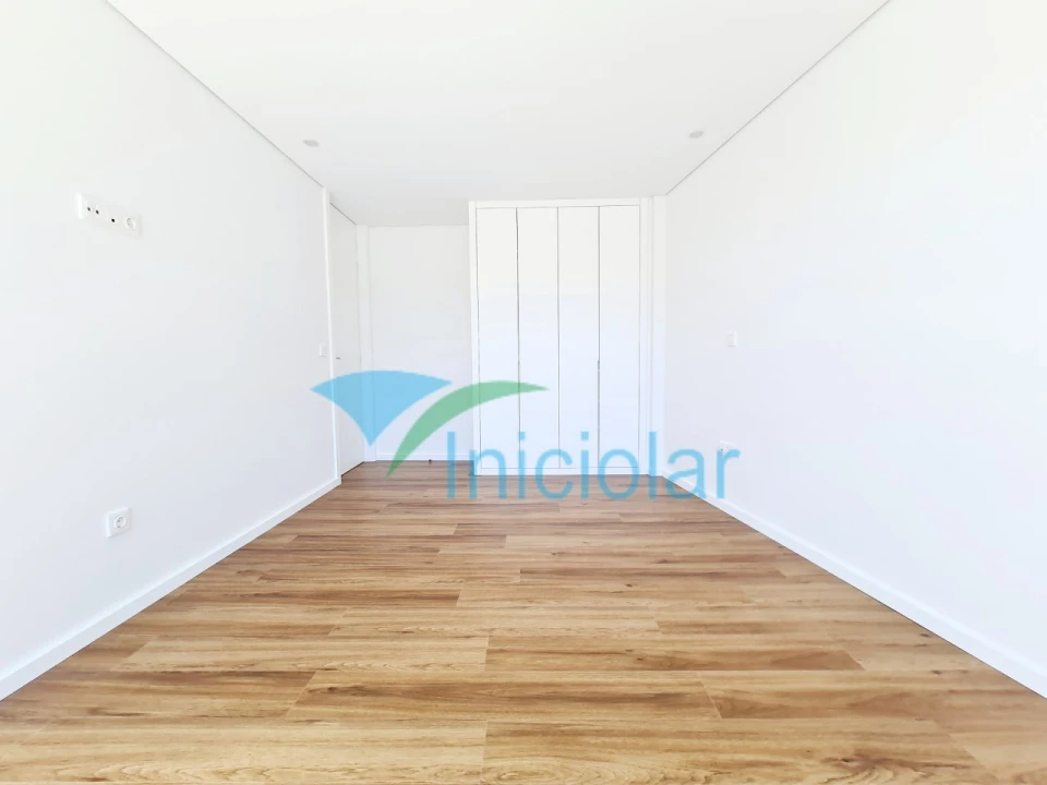 Apartamento T3 para Venda em Rio Tinto Foto 23