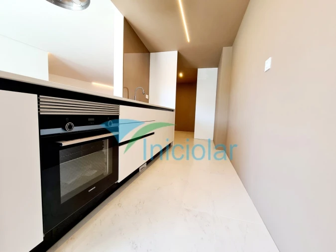 Apartamento T3 para Venda em Rio Tinto Foto 4