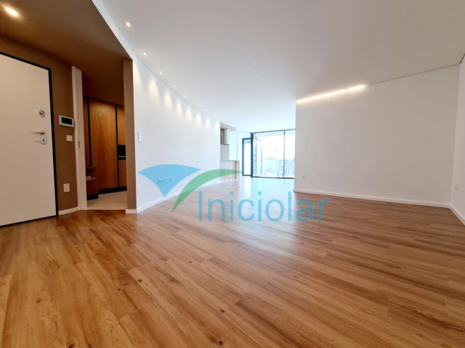 Apartamento T3 para Venda em Rio Tinto Foto 7