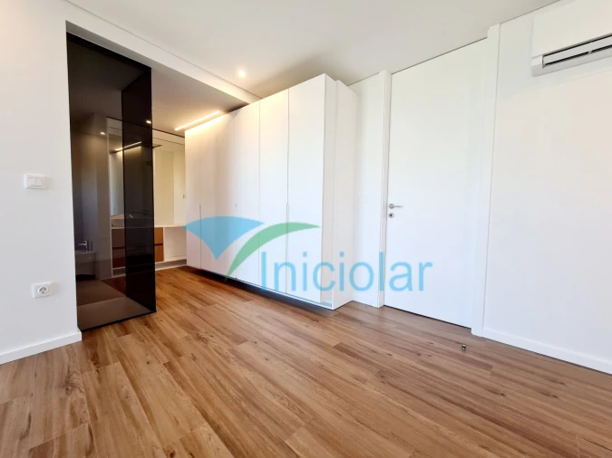 Apartamento T3 para Venda em Rio Tinto Foto 14