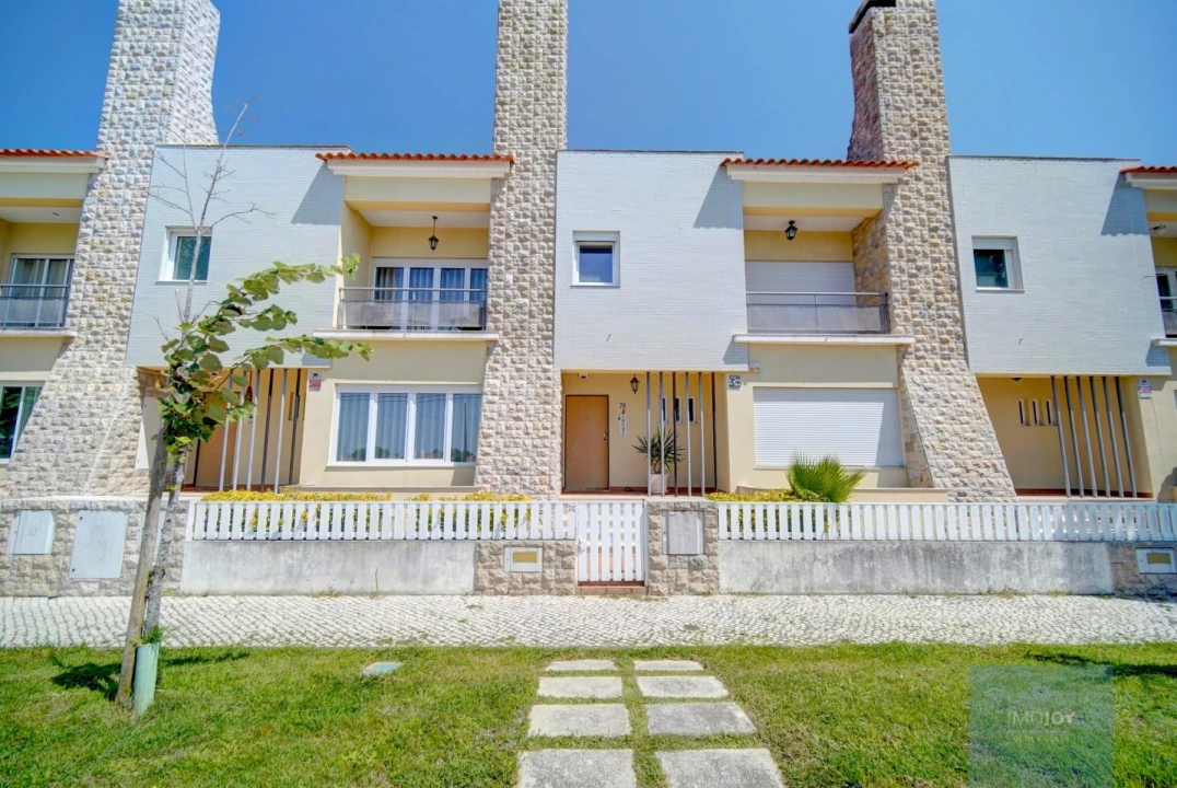 Moradia T3 para Venda em Samora Correia Foto 42