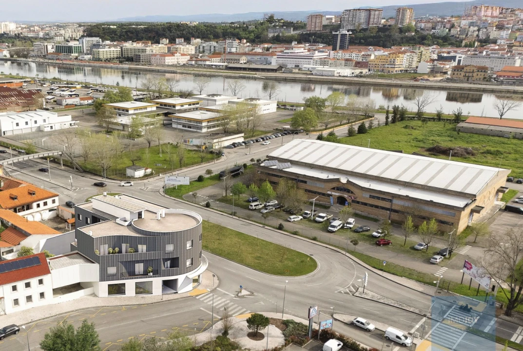 Apartamento T2 para Venda em Santa Clara e Castelo Viegas Foto 18