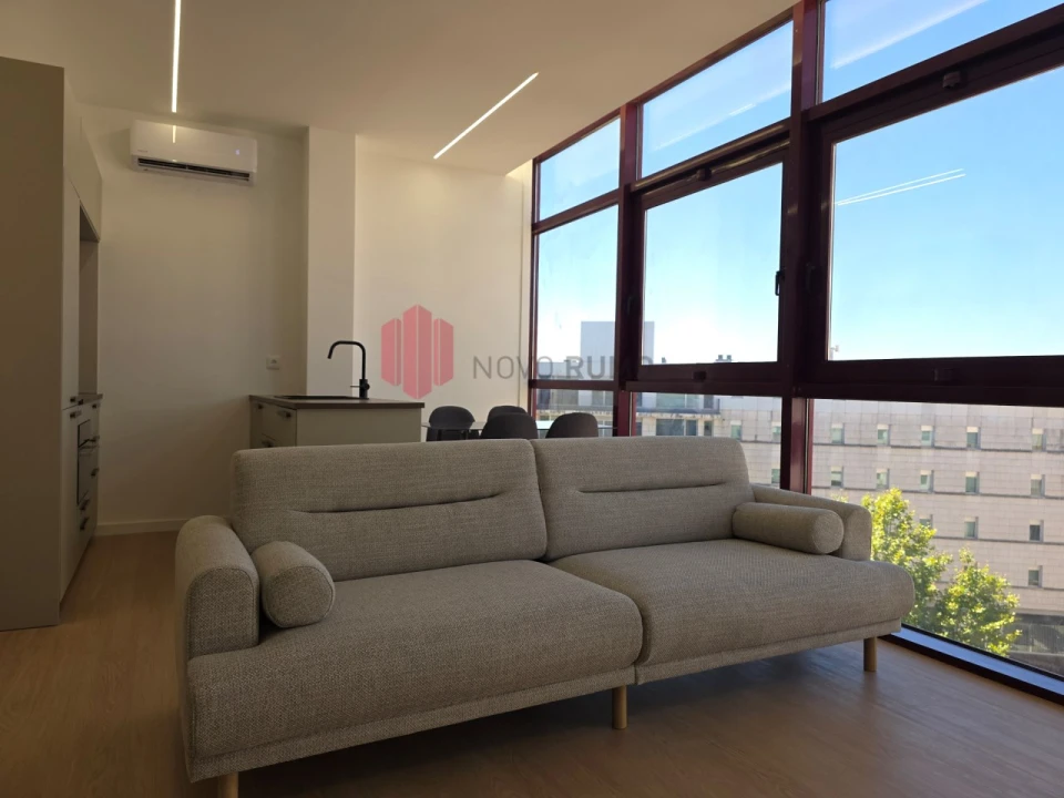 Apartamento para Venda em Cidade da Maia Foto 6