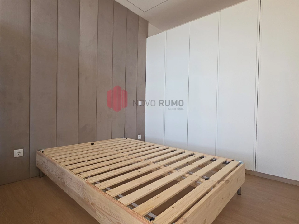 Apartamento para Venda em Cidade da Maia Foto 17