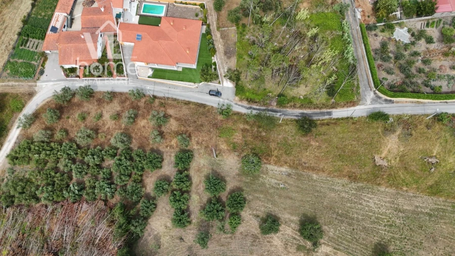 Terreno para Venda em Maceira Foto 2