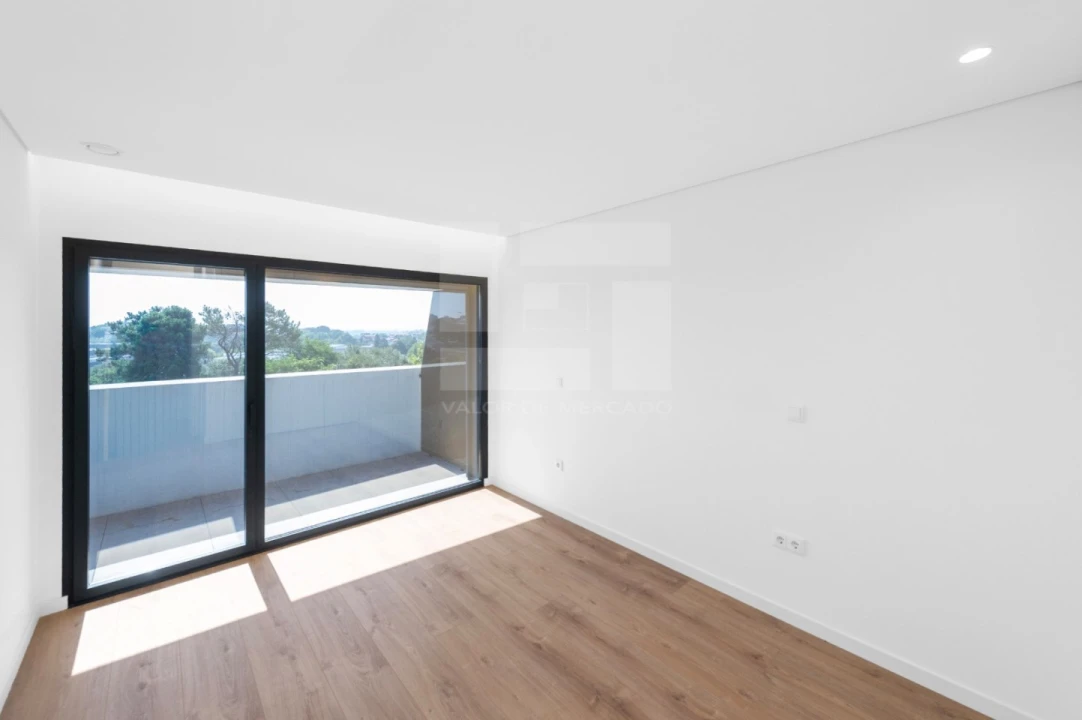 Apartamento T2 para Venda em Repeses e São Salvador Foto 11
