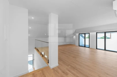 Apartamento T2 para Venda em Repeses e São Salvador