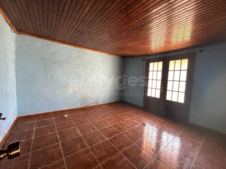 Moradia T1 para Venda em Madalena Foto 6