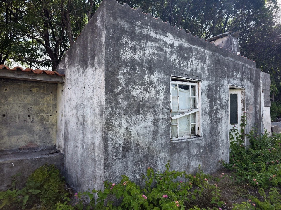 Moradia T1 para Venda em Madalena Foto 7