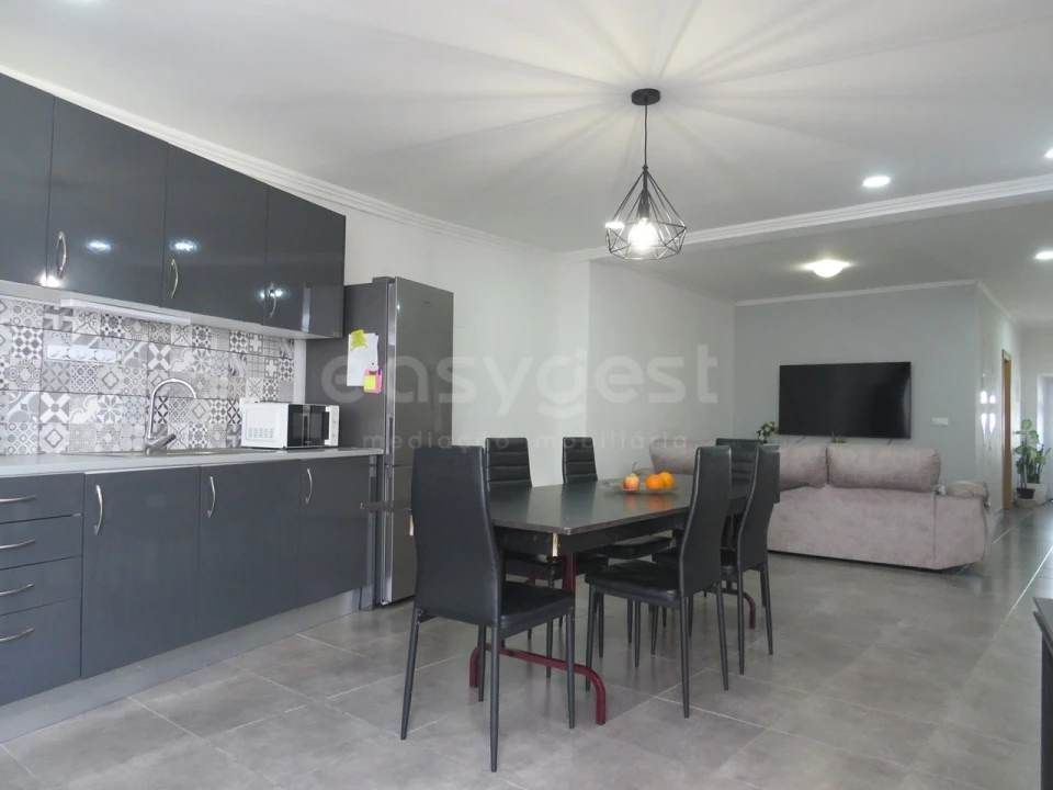 Moradia T2 para Venda em Relva Foto 13