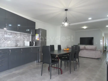 Moradia T2 para Venda em Relva