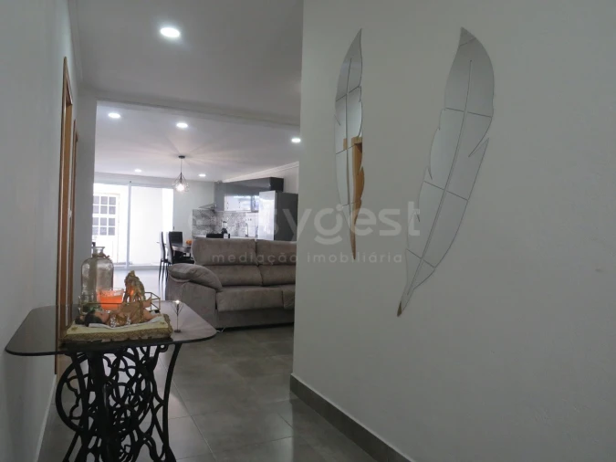 Moradia T2 para Venda em Relva Foto 3