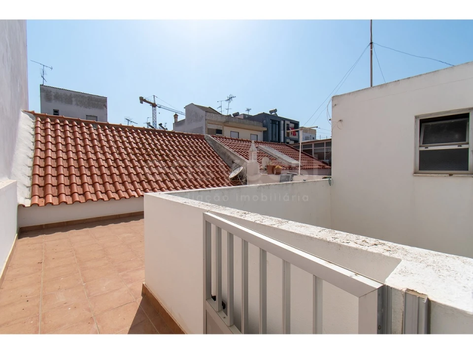 Moradia T2 para Venda em Vila Real de Santo Antonio Foto 10