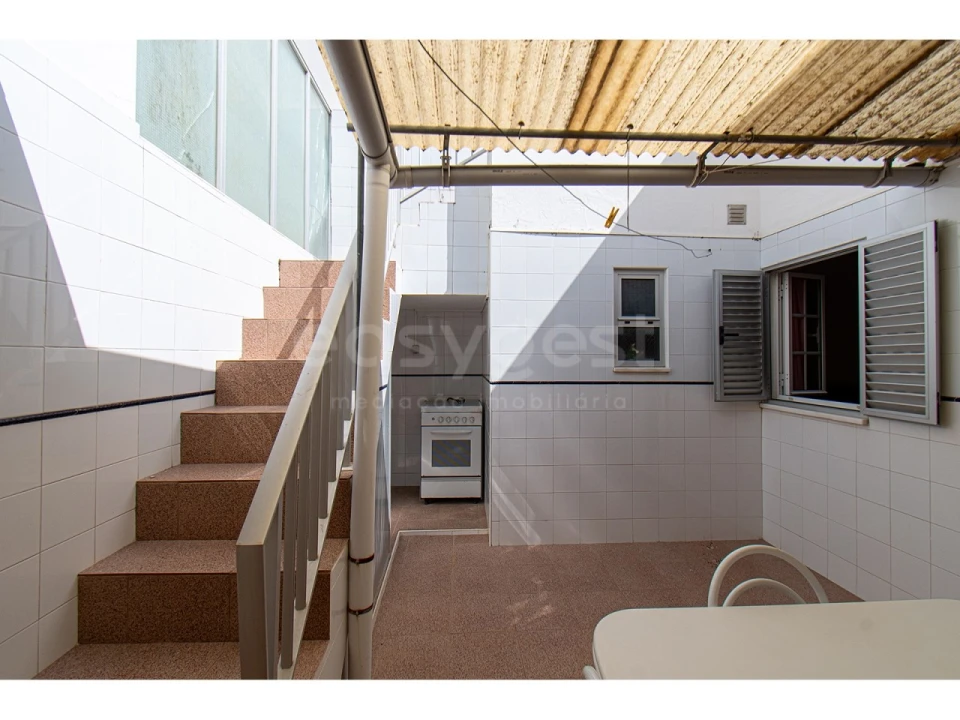 Moradia T2 para Venda em Vila Real de Santo Antonio Foto 17