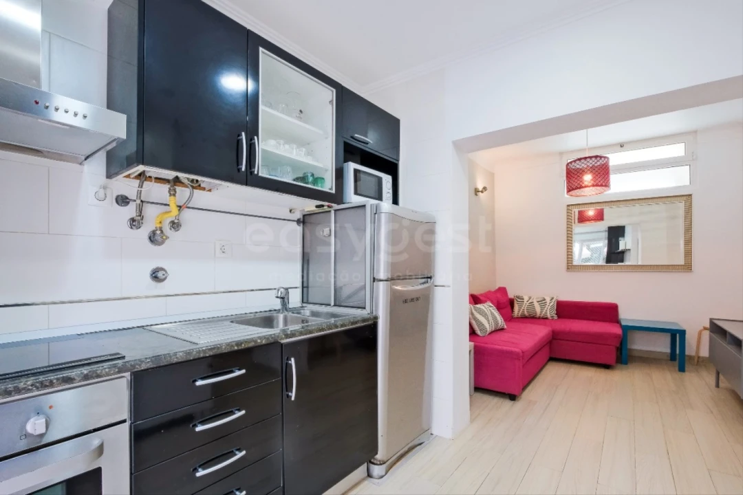 Apartamento T1 para Arrendamento em Santo António Foto 17