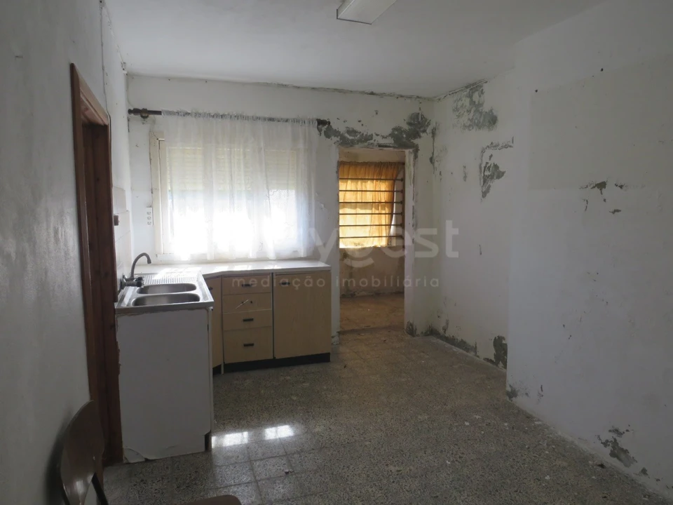 Moradia T4 para Venda em Ajuda da Bretanha Foto 6