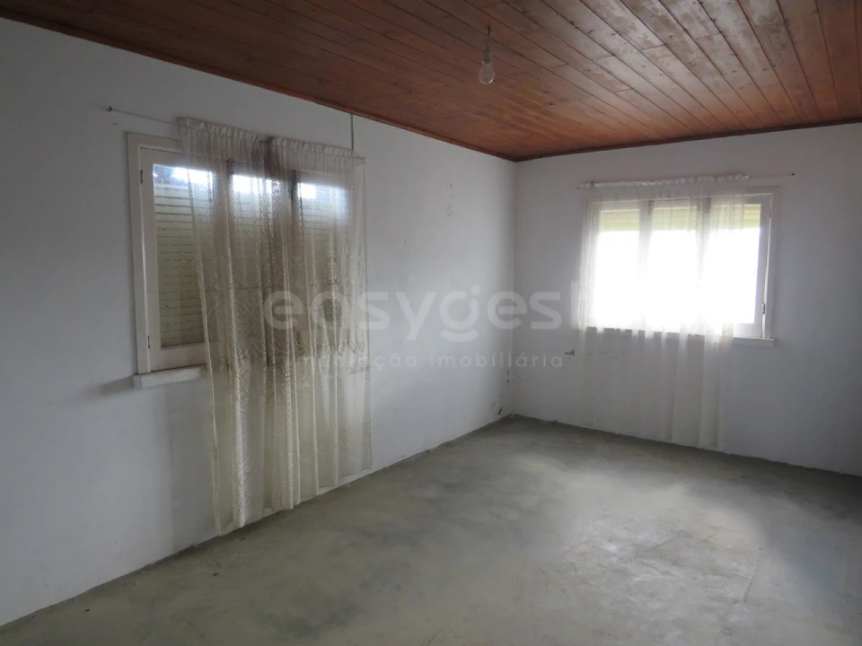 Moradia T4 para Venda em Ajuda da Bretanha Foto 13