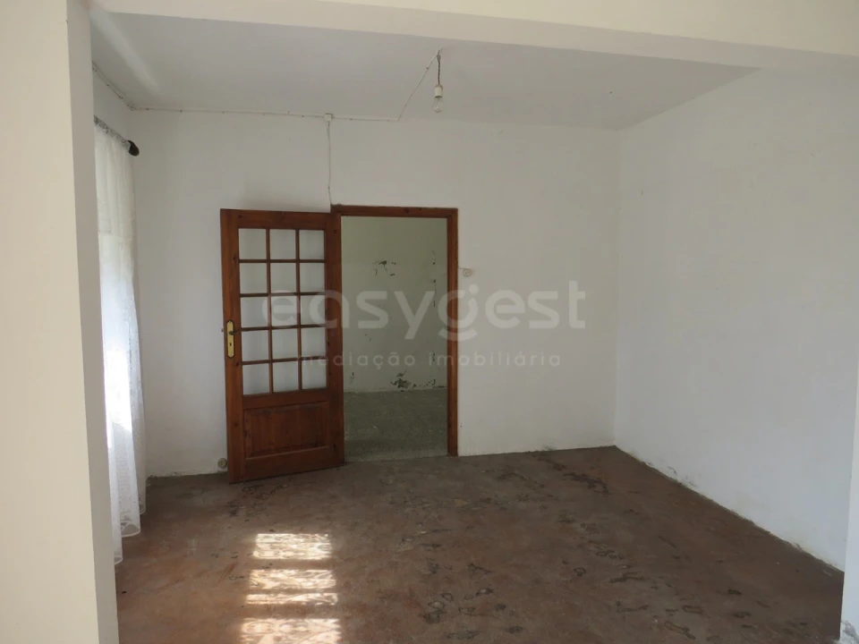 Moradia T4 para Venda em Ajuda da Bretanha Foto 16