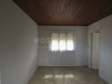 Moradia T4 para Venda em Ajuda da Bretanha
