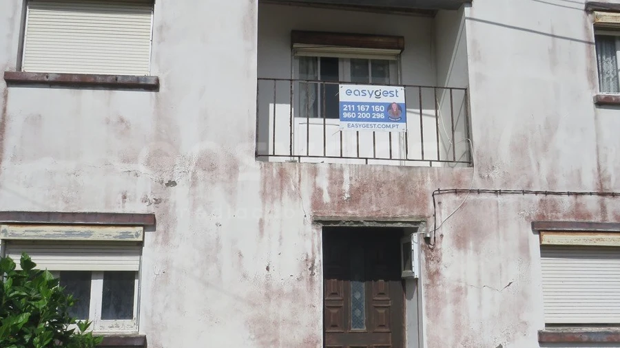 Moradia T4 para Venda em Ajuda da Bretanha