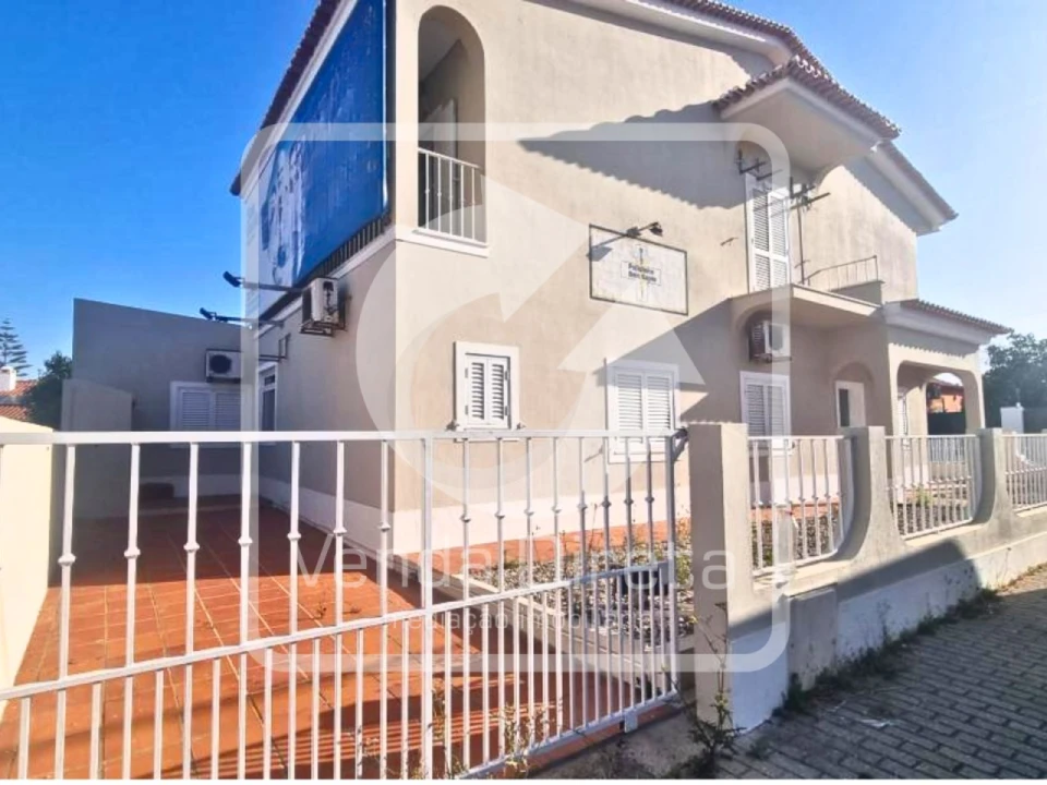 Moradia T3 para Venda em Azeitão (São Lourenço e São Simão) Foto 21