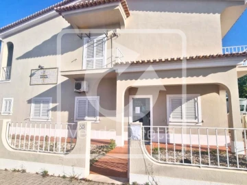 Moradia T3 para Venda em Azeitão (São Lourenço e São Simão)