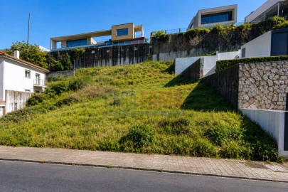 Terreno para Venda em Braga (Maximinos, Sé e Cividade)