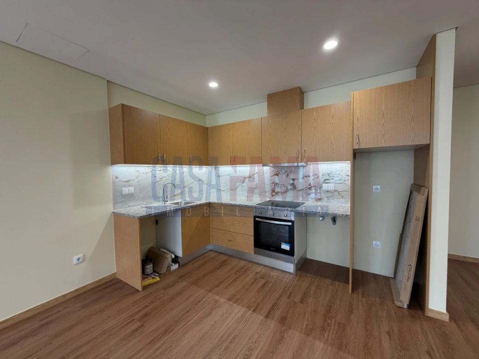 Apartamento T2 para Venda em Póvoa de Varzim, Beiriz e Argivai Foto 3
