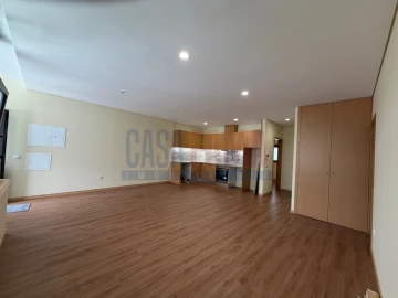 Apartamento T2 para Venda em Póvoa de Varzim, Beiriz e Argivai