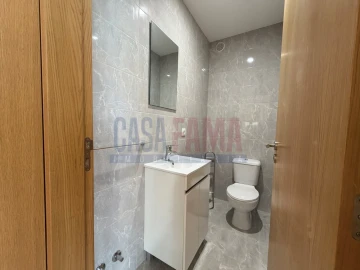 Apartamento T2 para Venda em Póvoa de Varzim, Beiriz e Argivai