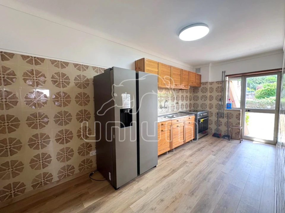 Apartamento T3 para Venda em Darque Foto 4
