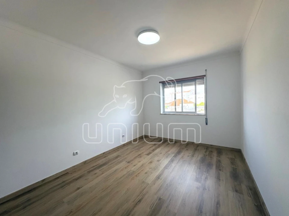 Apartamento T3 para Venda em Darque Foto 6