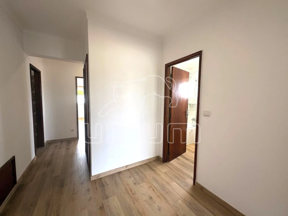 Apartamento T3 para Venda em Darque Foto 10