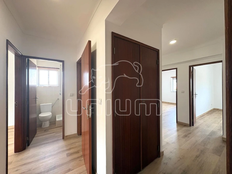 Apartamento T3 para Venda em Darque Foto 11