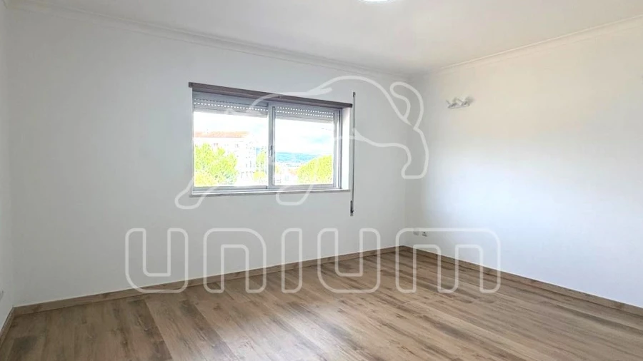 Apartamento T3 para Venda em Darque