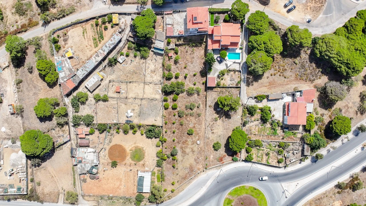 Terreno para para venda em Quarteira Foto 2