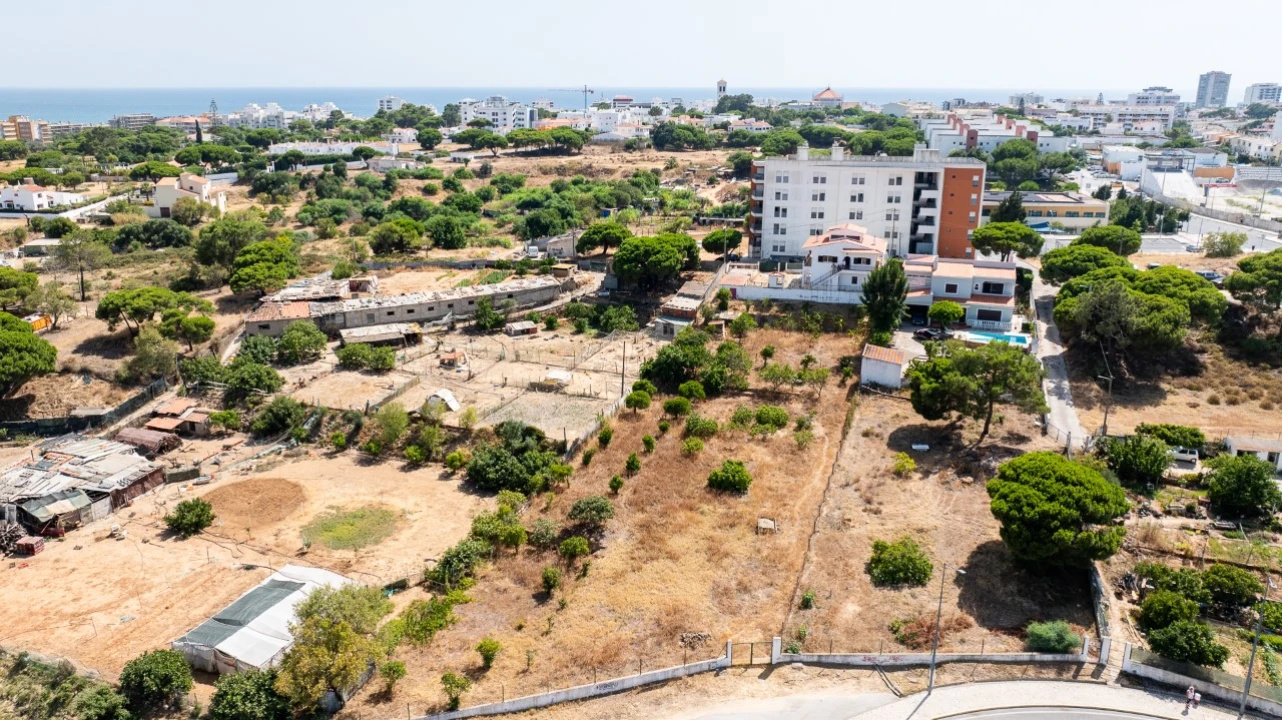 Terreno para para venda em Quarteira Foto 5