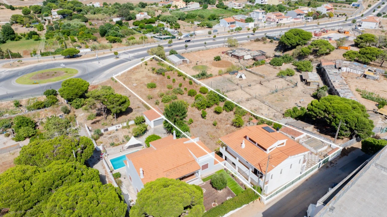 Terreno para para venda em Quarteira Foto 12