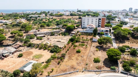 Terreno para para venda em Quarteira