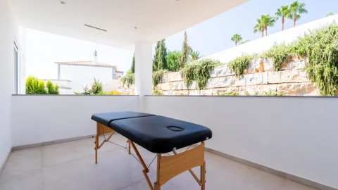 Moradia T3 para para venda em Santa Barbara de Nexe