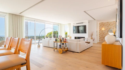 Moradia T3 para para venda em Santa Barbara de Nexe