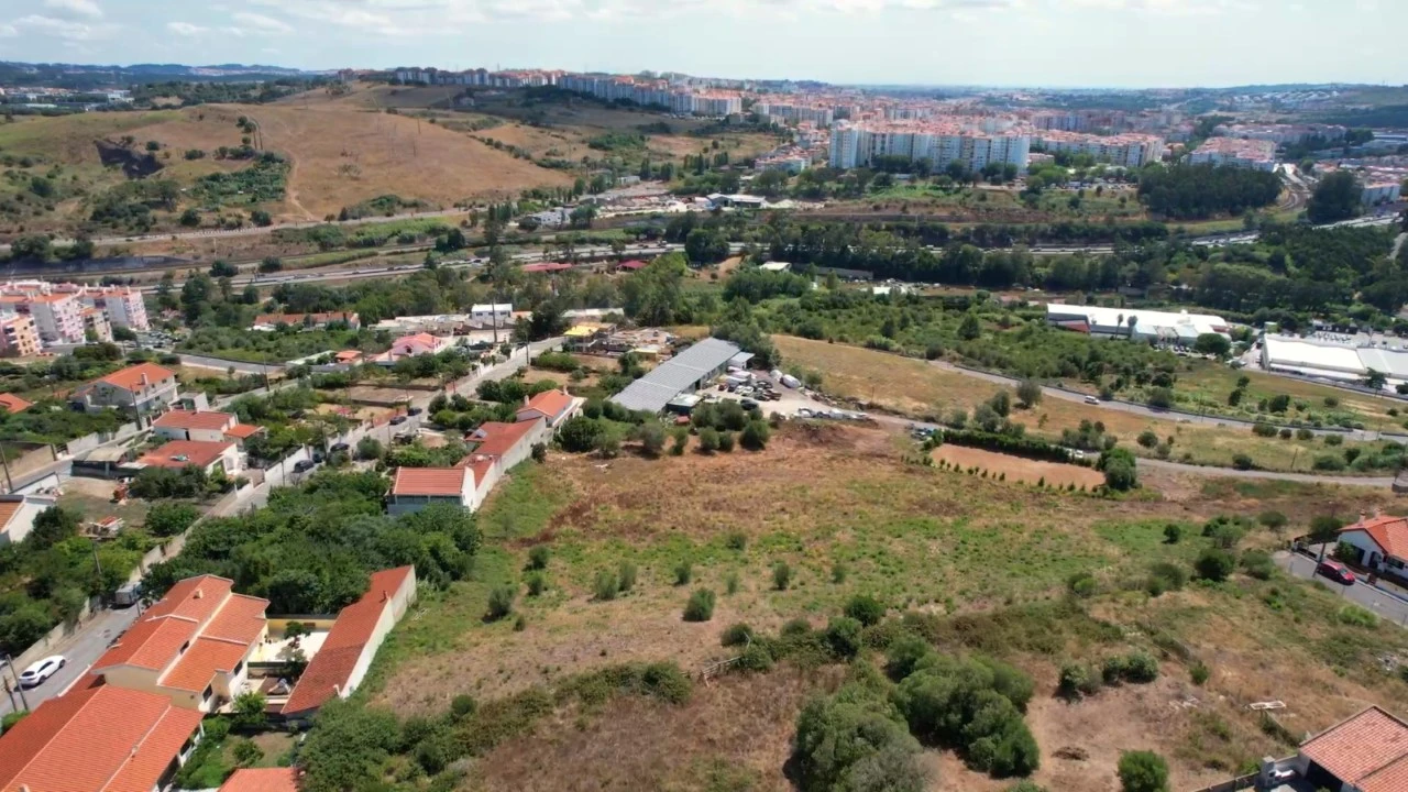 Terreno para Venda em Cacém e São Marcos Foto 4