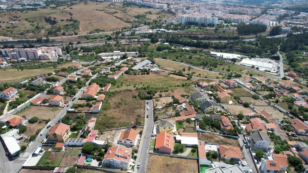 Terreno para Venda em Cacém e São Marcos Foto 8