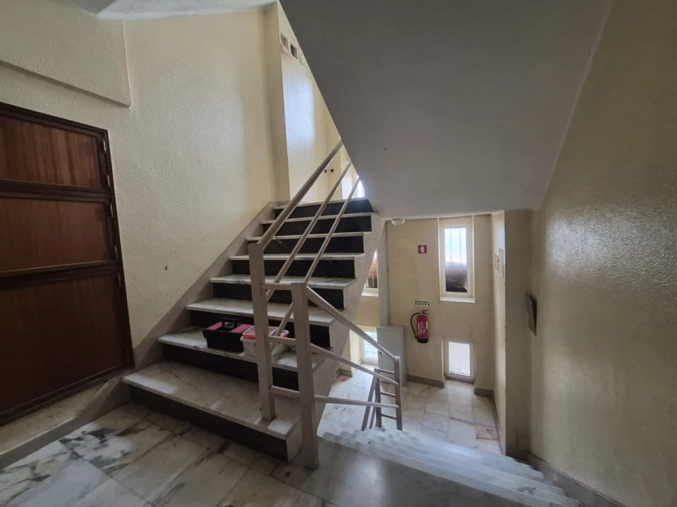 Apartamento T3 para Venda em Carregado e Cadafais Foto 5