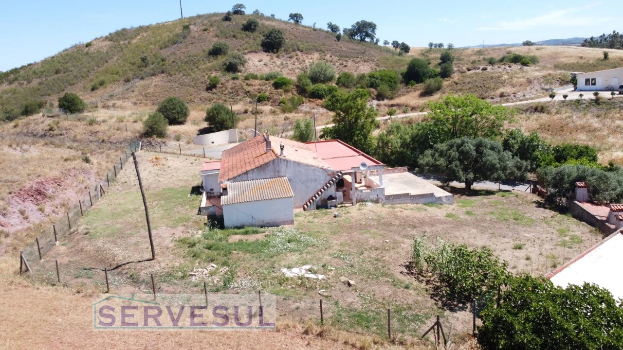 Quinta T2 para Venda em São Bartolomeu de Messines Foto 17