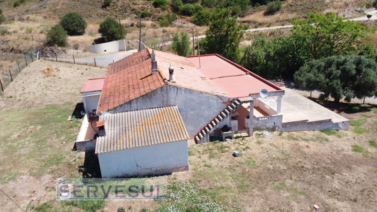 Quinta T2 para Venda em São Bartolomeu de Messines Foto 25